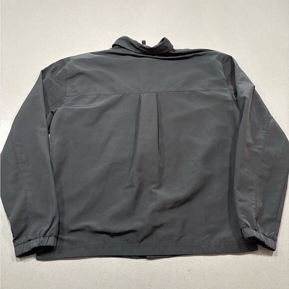 Men’s Fabletics The Outpost Jacket Boxy Oversized Snap Button Up Size Medium - Picture 5 of 7